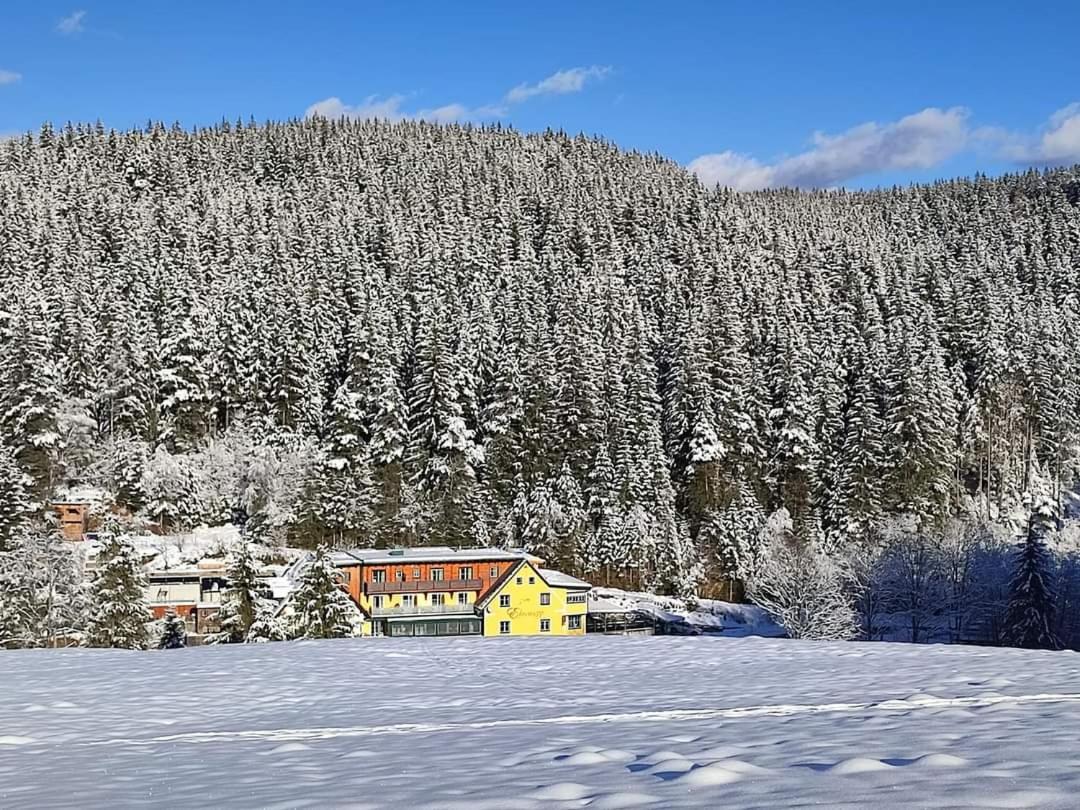 Gasthof Klug Zum Ehrensepp Hotel Modriach Exterior photo