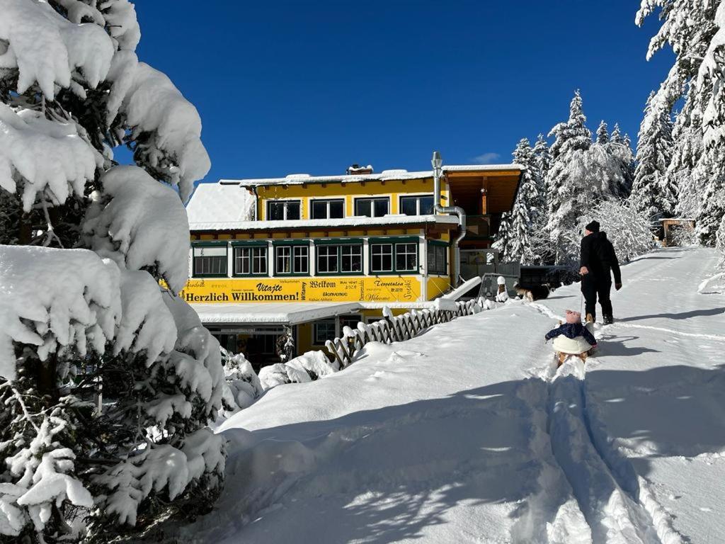 Gasthof Klug Zum Ehrensepp Hotel Modriach Exterior photo